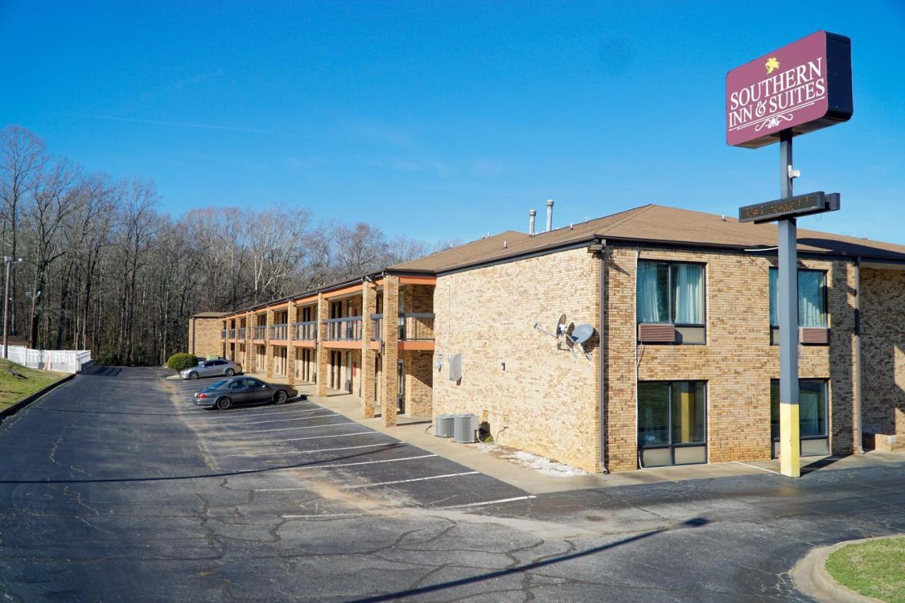 Southern Inn And Suites Spartanburg Bagian luar foto